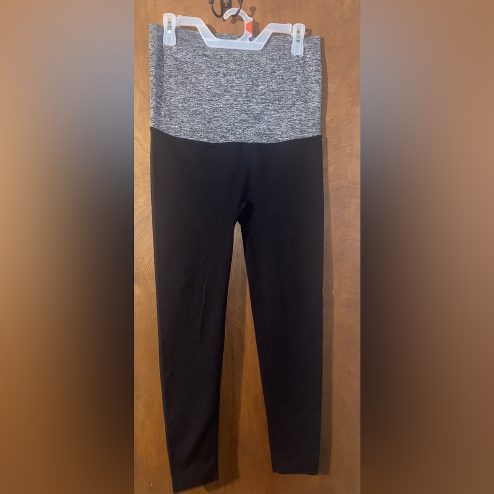 Maternity leggings